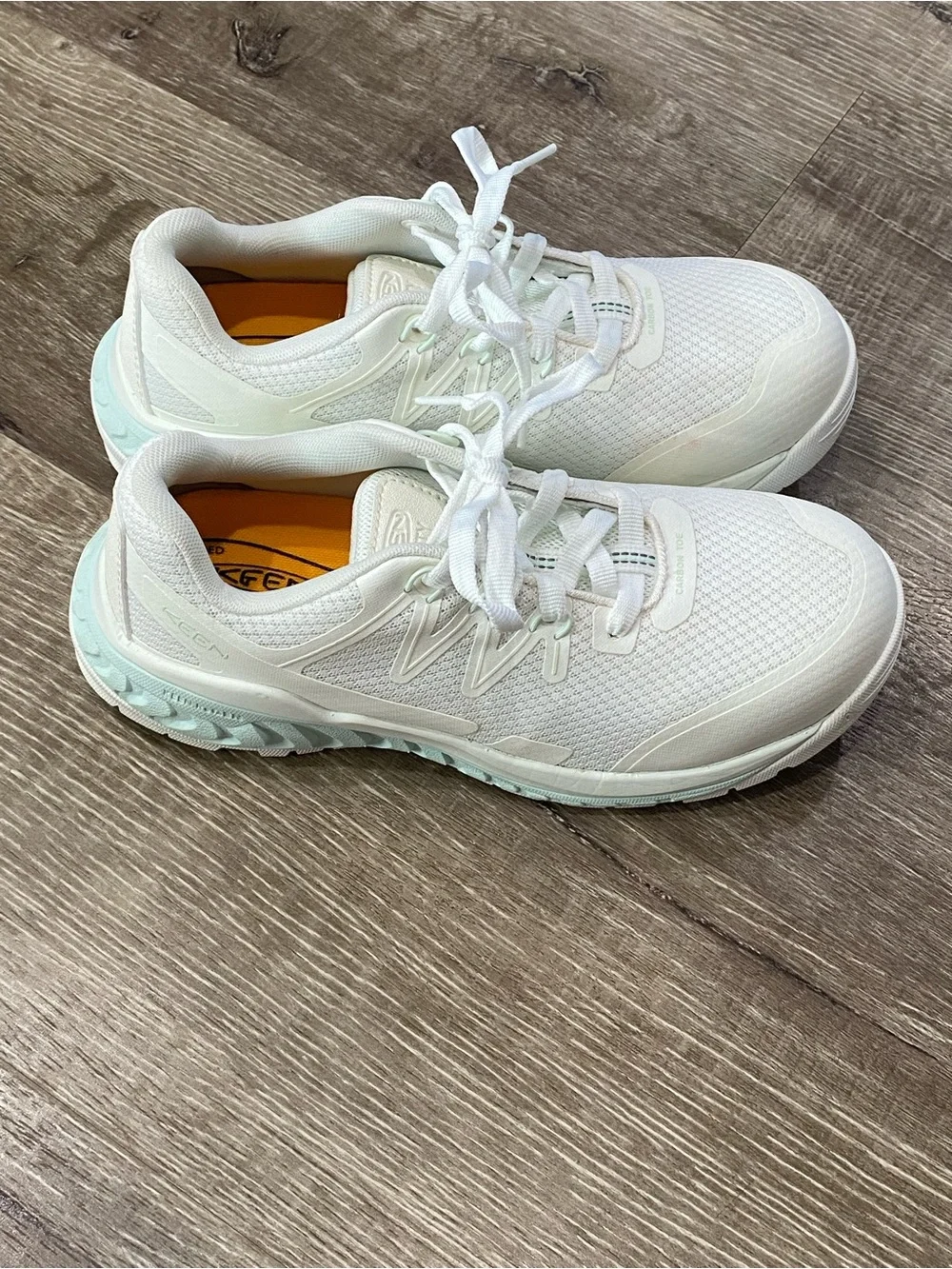 KEEN Utility Carbon Toe EH Work Shoes Women’s 7.5W White Safety Sneakers